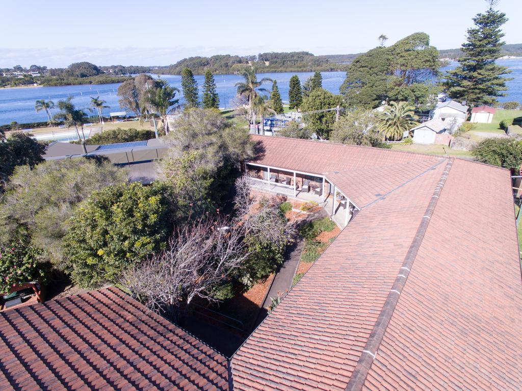 Anchor Bay Motel 3*